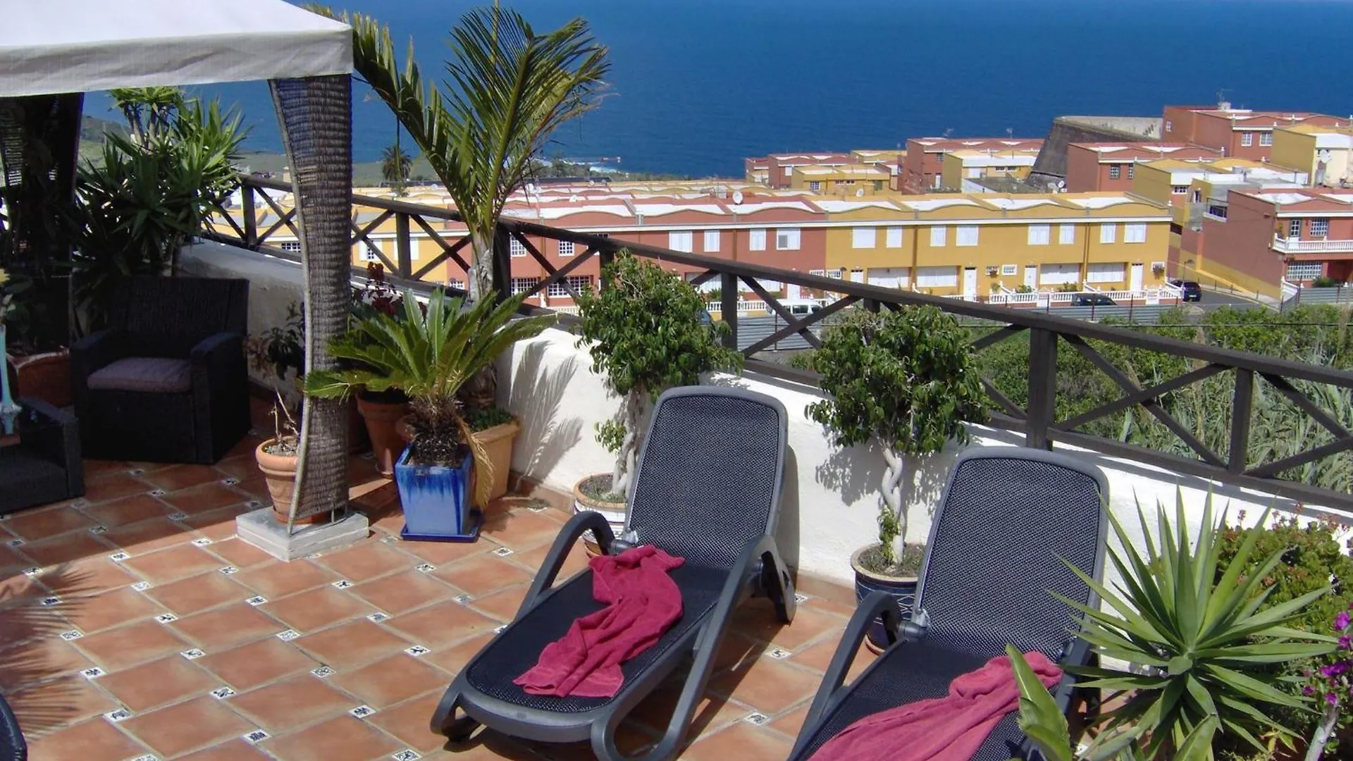 Rustic Holiday Home With Balcony And Sea View Icod De Los Vinos