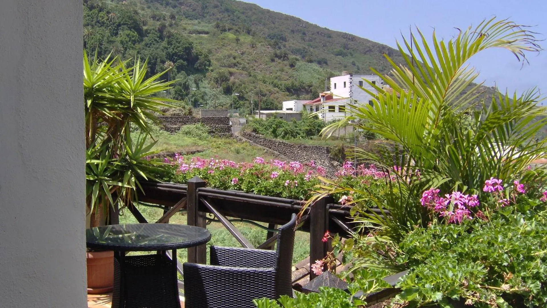 Rustic Holiday Home With Balcony And Sea View Icod De Los Vinos